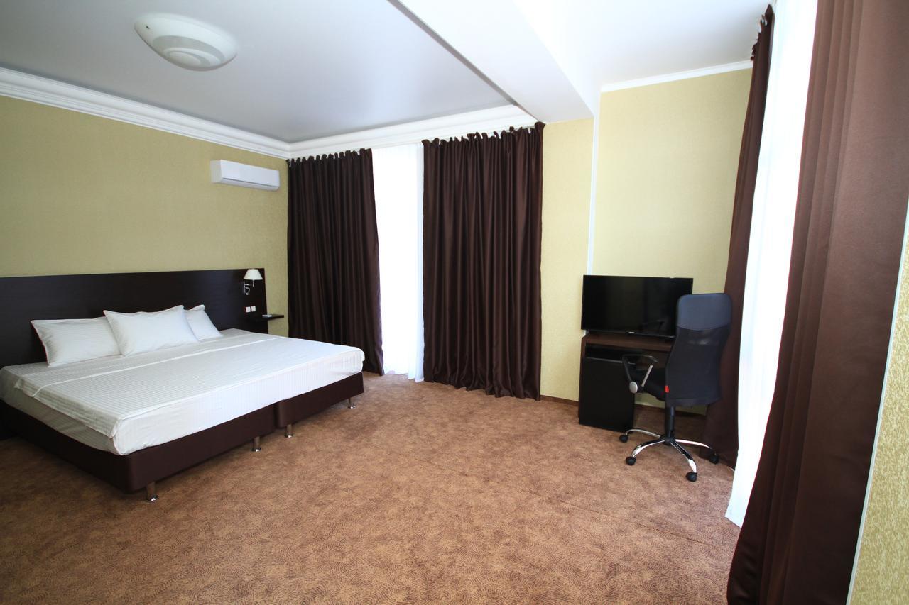 Hotel Bereg Evkaliptov Tsandrypsh ภายนอก รูปภาพ