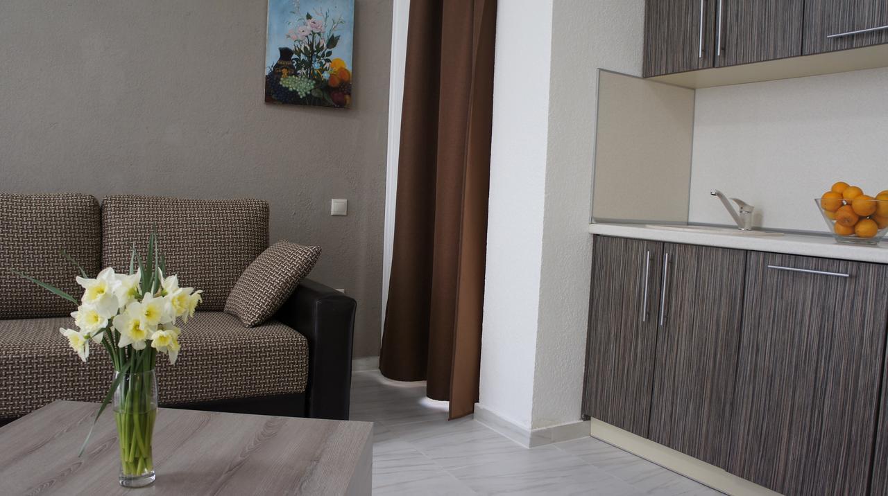 Hotel Bereg Evkaliptov Tsandrypsh ภายนอก รูปภาพ