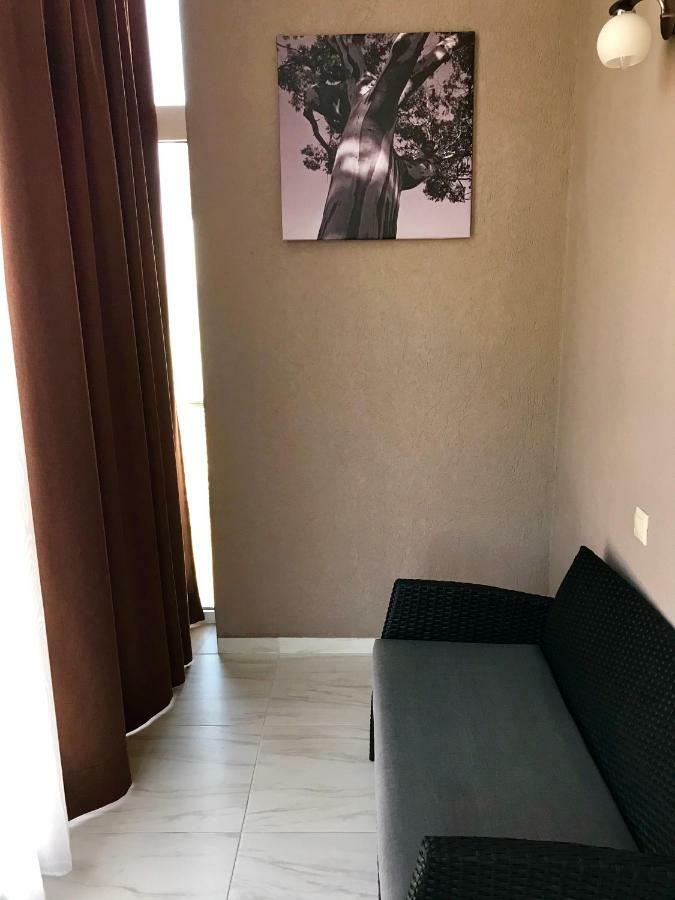 Hotel Bereg Evkaliptov Tsandrypsh ภายนอก รูปภาพ